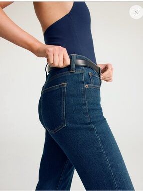 Abercrombie Mid Rise 90s Straight Jean - Inky Dark Blue - 30 Short